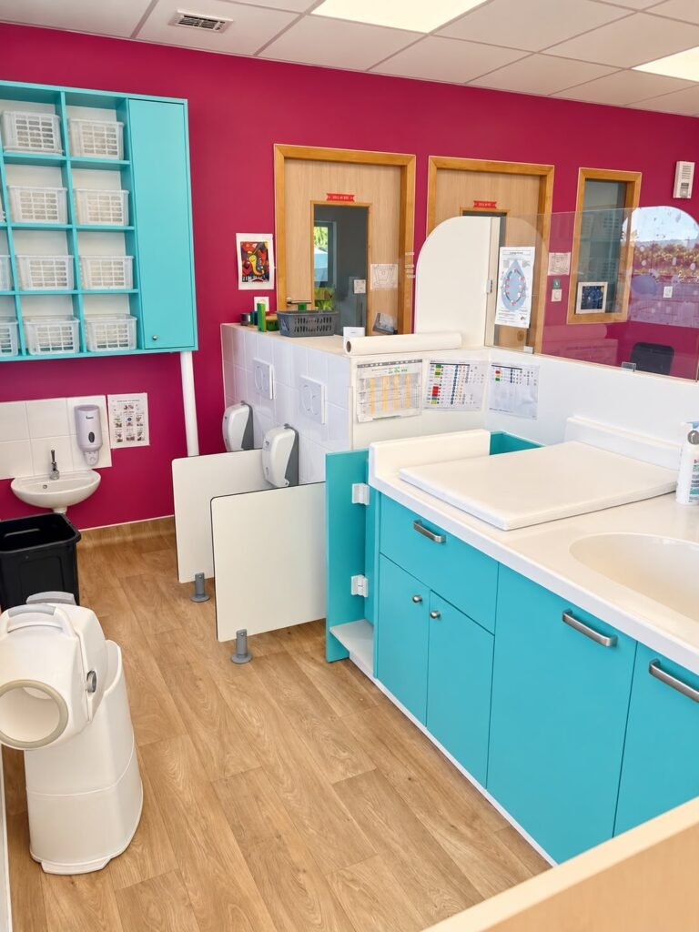 Salle de change de la micro crèche